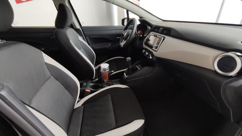 Imagen 11 de 14 de Nissan Versa Advance Tm