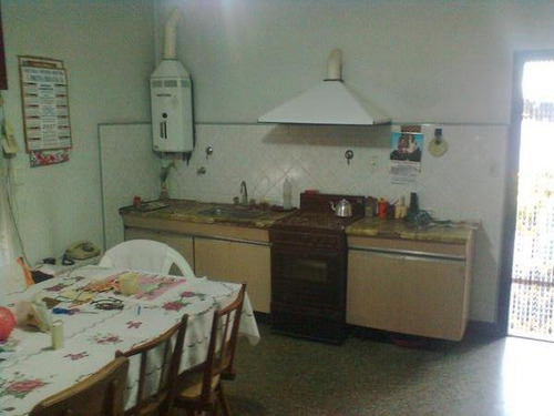 Imagen 6 de 14 de Casa - Lanús