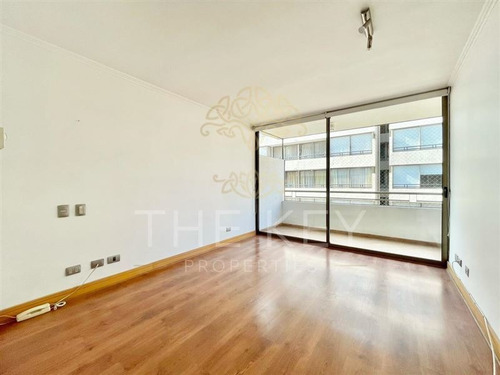 Imagen 17 de 27 de Departamento En Venta De 3 Dorm. En Vitacura