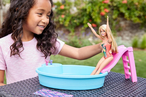 Barbie Alberca Piscina Con Barbie Incluida Y Accesorios