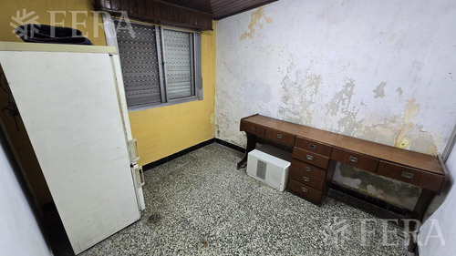 Venta Casa De 4 Ambientes Con Cochera En Bernal Oeste