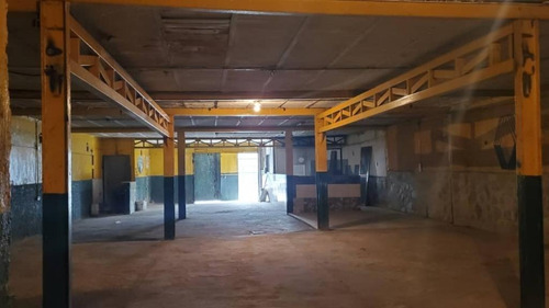 Imagen 4 de 14 de En Alquiler Local Comercial En Valencia Av Las Ferias De 600m2