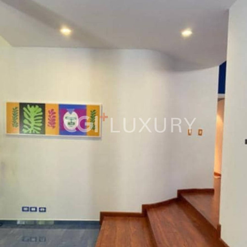 Cgi+ Luxury El Tigre Vende Hermosa Y Amplia Casa