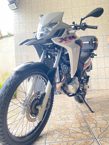 Honda Xre 300 Abs Prata