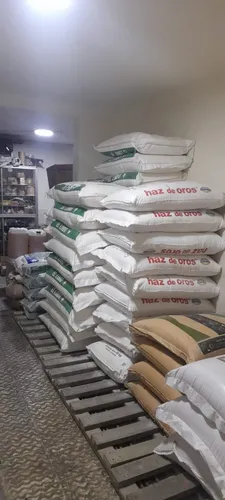 Se Vende Negocio Con Venta Y Distribución D Insumos