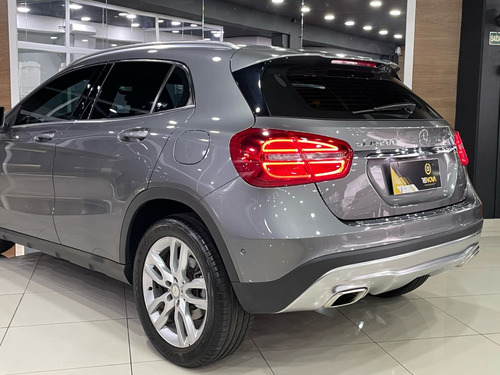 Mercedes-Benz GLA 200 1.6 CGI ENDURO 16V TURBO FLEX 4P AUTOMÁTICO