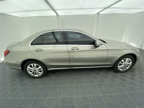 Imagen 12 de 25 de Mercedes Benz C 180 1.6 Turbo