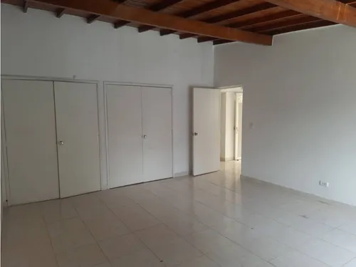 Local Segundo Piso En Arriendo Conquistadores Unicentro