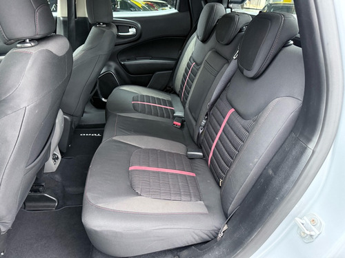 Fiat Toro Freedom 1.8 AT6 4x2 (Flex)