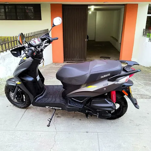 Motor: Monocilíndrico De 4 Tiempos, Ohc, Con Refrigeración P