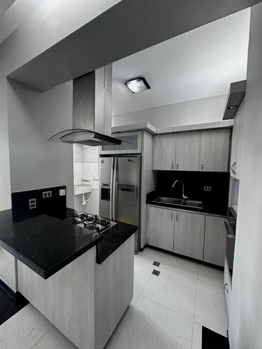 En Venta Apartamento En Residencias Navona, Valencia, Carabobo - Maritza Lopez - Solo Clientes