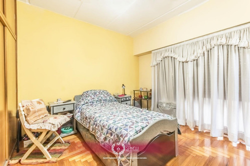 Venta Casa Terreno 126m² En Boedo Almagro Con 277m² Construidos 3 Terrazas Patio Quincho Parrilla