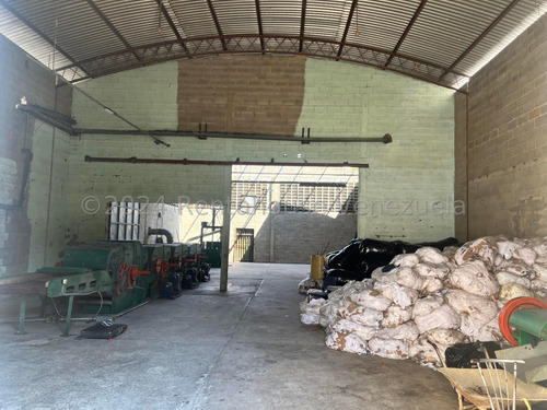 Galpón En Venta Zona Industrial Soco La Victoria Kg:24-21727