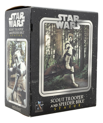 Gentle Giant  Star Wars  Scout Trooper & Speeder Bike Esta