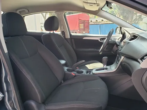 Nissan Sentra 1.8 Advance At