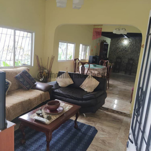 Imagen 3 de 8 de Casa En Venta En Carayaca Ref 1165