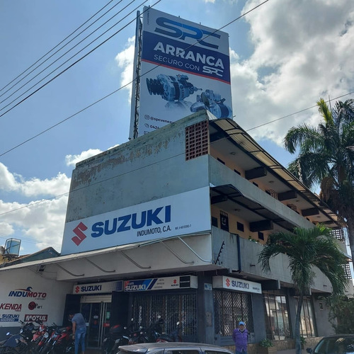 Imagen 3 de 12 de Edificio Comercial Av Ayacucho Maracay Con Constitucion Arag