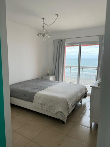 4 Ambientes - 3d - 2 B - 90 Mts - Cochera . Frente Al Mar