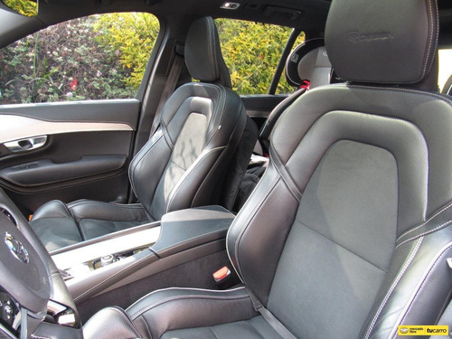 Imagen 16 de 25 de Volvo Xc90 2.0 Awd T6 R-desing