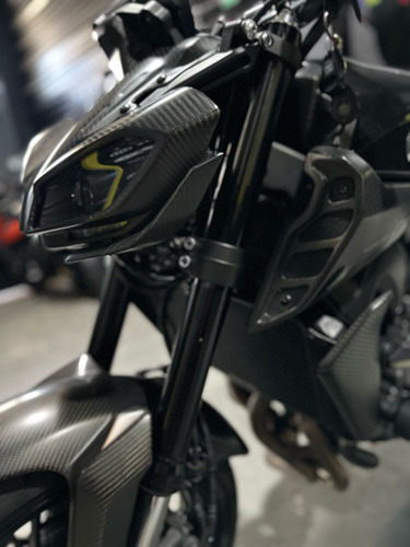 Yamaha Mt09 - 2021 - Con Accesorios En Stg Motosport