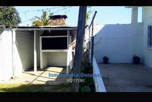 Imagen 12 de 18 de Dos Casas, Entrada Para Autos, Con Rentas. Ideal Inversores Cw173361