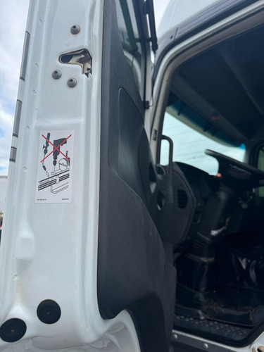 Mb 2544 2021 6x2 Automático