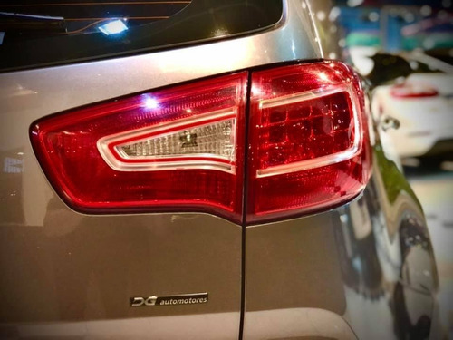 Kia Sportage 2.0n 4x2 At 2012 119.000km Gris
