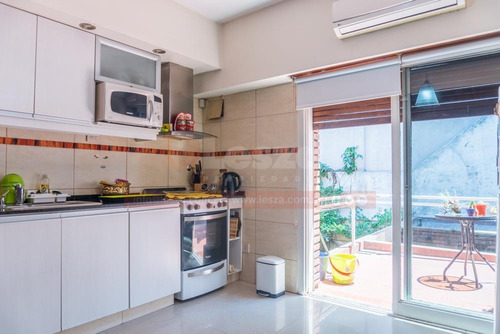 Imagen 11 de 17 de Local Con Vivienda En Muy Buena Ubicación