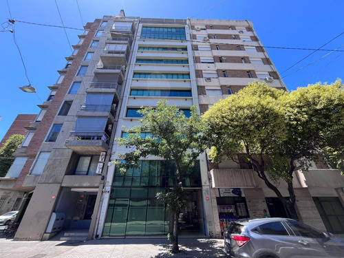 Balcarce Al 1500 - Alquiler De Oficina En Rosario