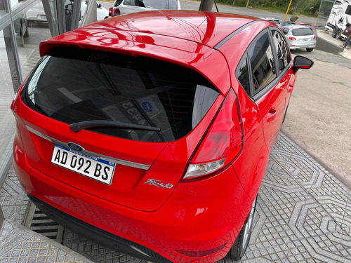 Ford Fiesta Kinetic Design 1.6 Sedan Se Plus 120cv 2018