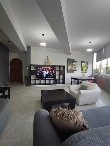 En Venta Apartamento Urb. San Isidro-maracay
