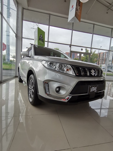 Imagen 5 de 12 de Suzuki Vitara Live 4x2 At My 2022