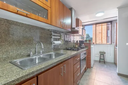 Apartamento En Venta En Cerros De Niza. Cod V8241