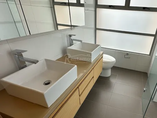 Apartamento En Arriendo En Castropol. Cod A775999