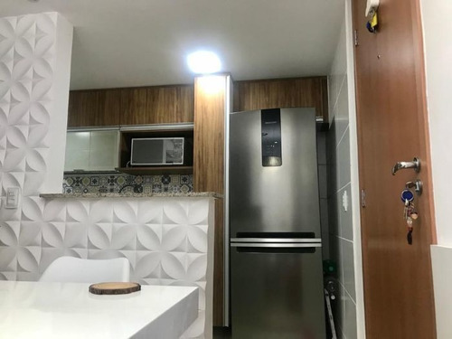 Apartamento À Venda Na Avenida Chrisóstomo Pimentel De Oliveira, Anchieta, Rio De Janeiro - Rj - Liv-2333