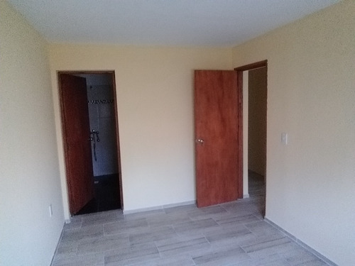 Alquiler Anual, Estrene, 50m Del Mar, 3 Dorm, 2 Baños, Patio