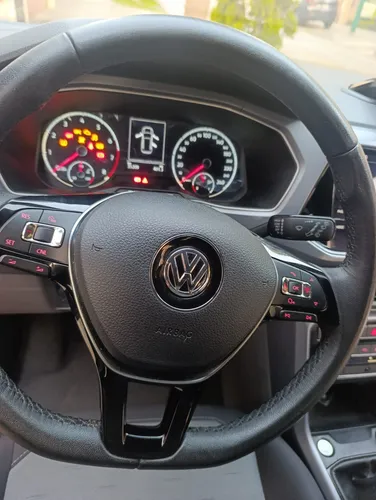 Camioneta Suv Año 2020 Volkswagen T-cross Comfortline Tiene