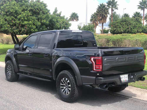 Imagen 8 de 14 de Ford Lobo Raptor 4x4
