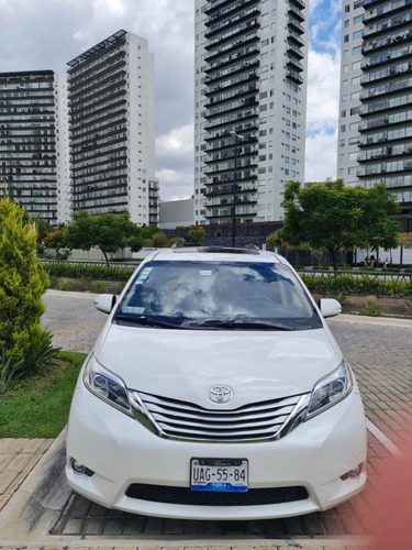 Imagen 2 de 15 de Toyota Sienna 2015 Limited V6