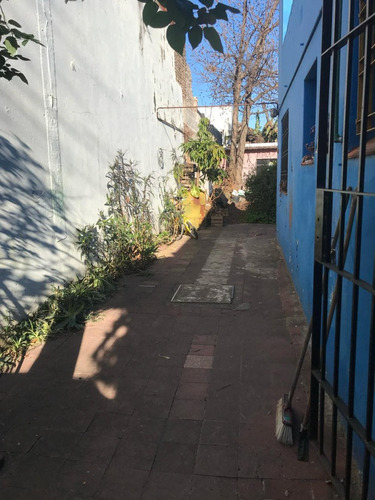 Casa 3 Ambientes Con Jardín En Vicente López