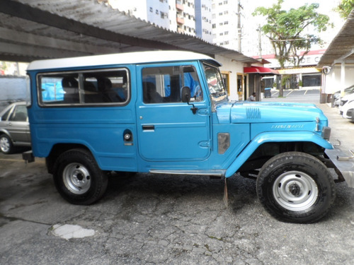 Imagem 11 de 15 de Toyota Bandeirante 1981 4 X 4 Diesel, Teto Rígido, Excelente