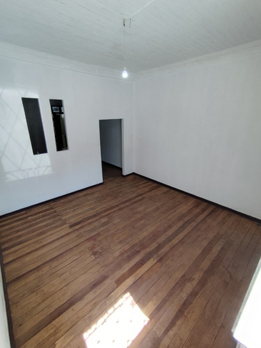 Casa Remodelada A Pasos De Futura Estación De Metro