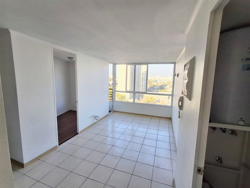 Departamento En Venta De 2 Dorm. En Santiago