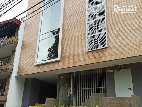 Oficina En Arriendo En Conquistadores. Cod A11626
