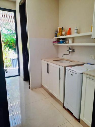 Casa En Venta - 2 Dormitorios 3 Baños - Cochera - 1000mts2 - Cañuelas