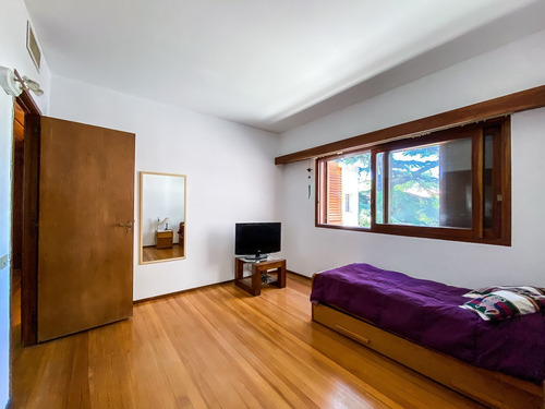 Imagen 10 de 30 de Venta Casa Devoto 6 Amb Cochera Y Jardin, Parrilla