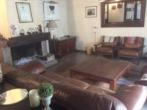 Casa Céntrica Con O Sin Muebles