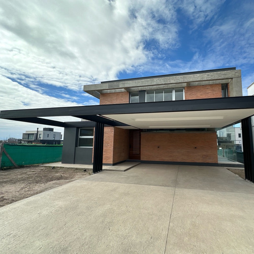 Casa En Venta En Country The Point, Yerba Buena