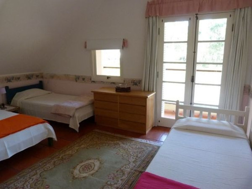 Casa En Alquiler Por Temporada De 6 Dormitorios En Pinares