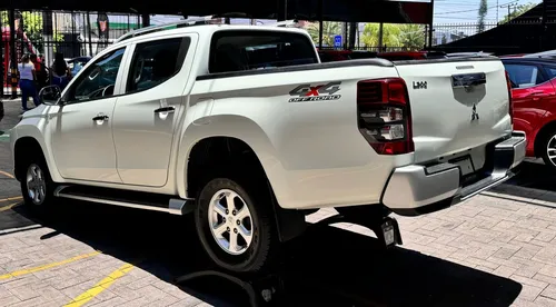 Mitsubishi L200 2.5 Di-d Cabina Doble 4x4 Mt